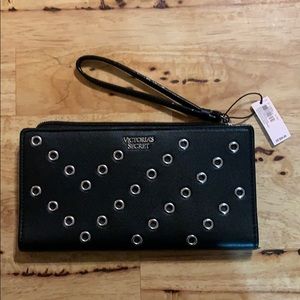 NWT Victoria’s Secret Wristlet